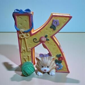 1999 Mary Engelbreit Standing "K" Alphabet Letter Kitten Keys Resin 2.5"H